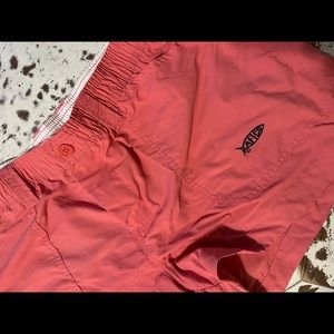 EUC Womens Aftco fishing shorts size 12 Coral